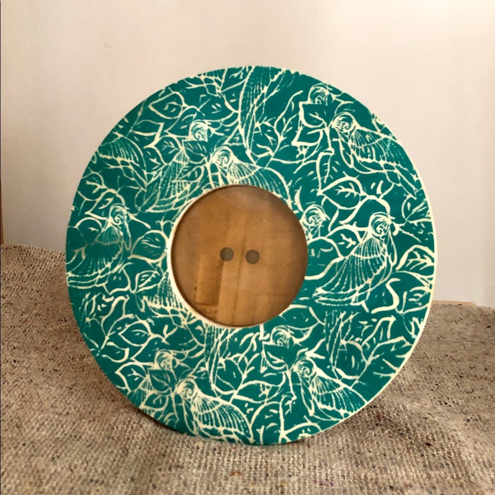 Patterned Bird Bone Inlay Frame